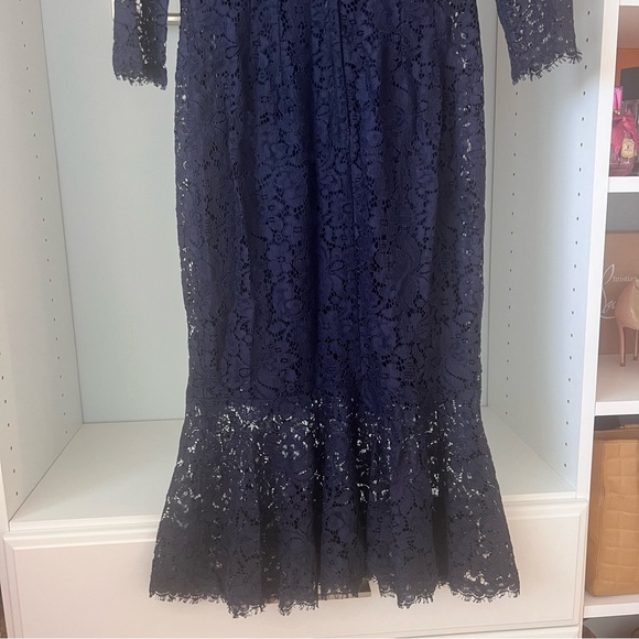 SOLD!  💕 NWT Dolce & Gabbana $4995 Floral Embroidered Lace in Navy - Picture 8 of 12